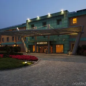 crowne-plaza-milan-malpensa-airport.italymilanhotels.net/