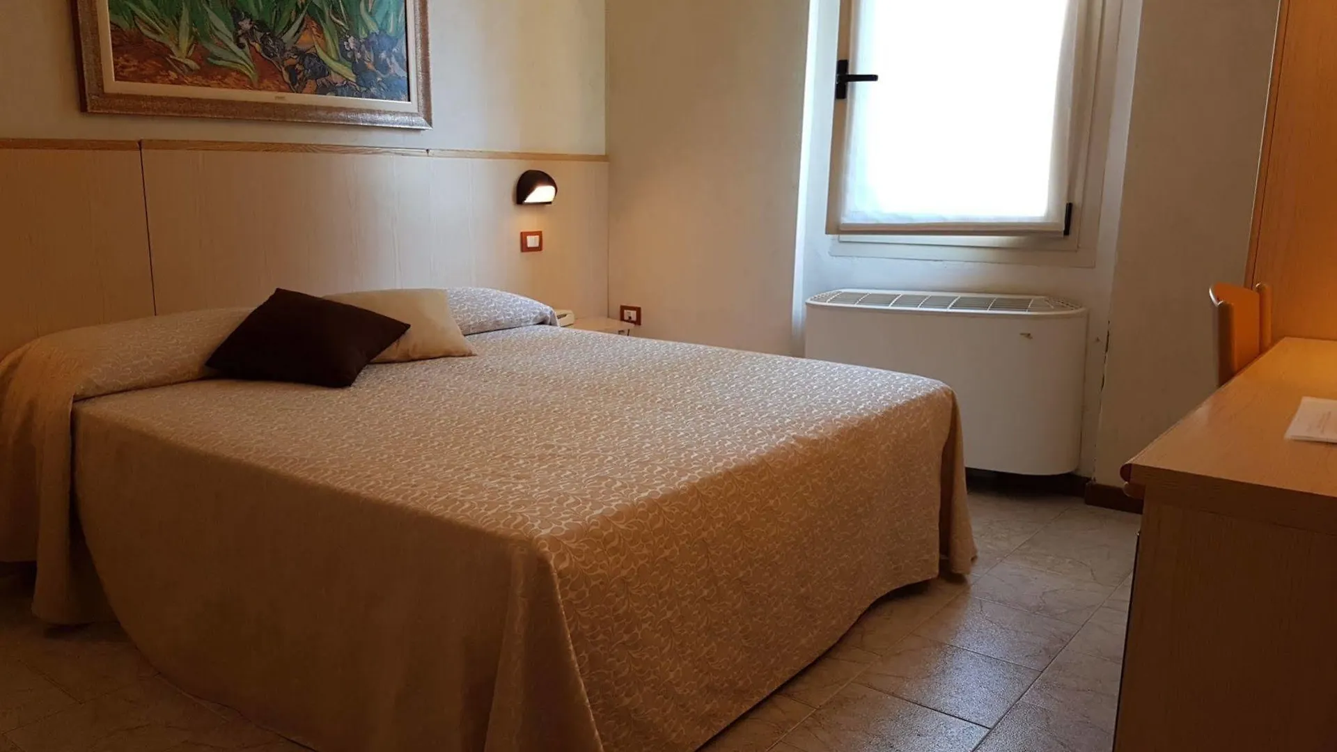 Hotel Bel Sito Peschiera del Garda 2*,  Italien